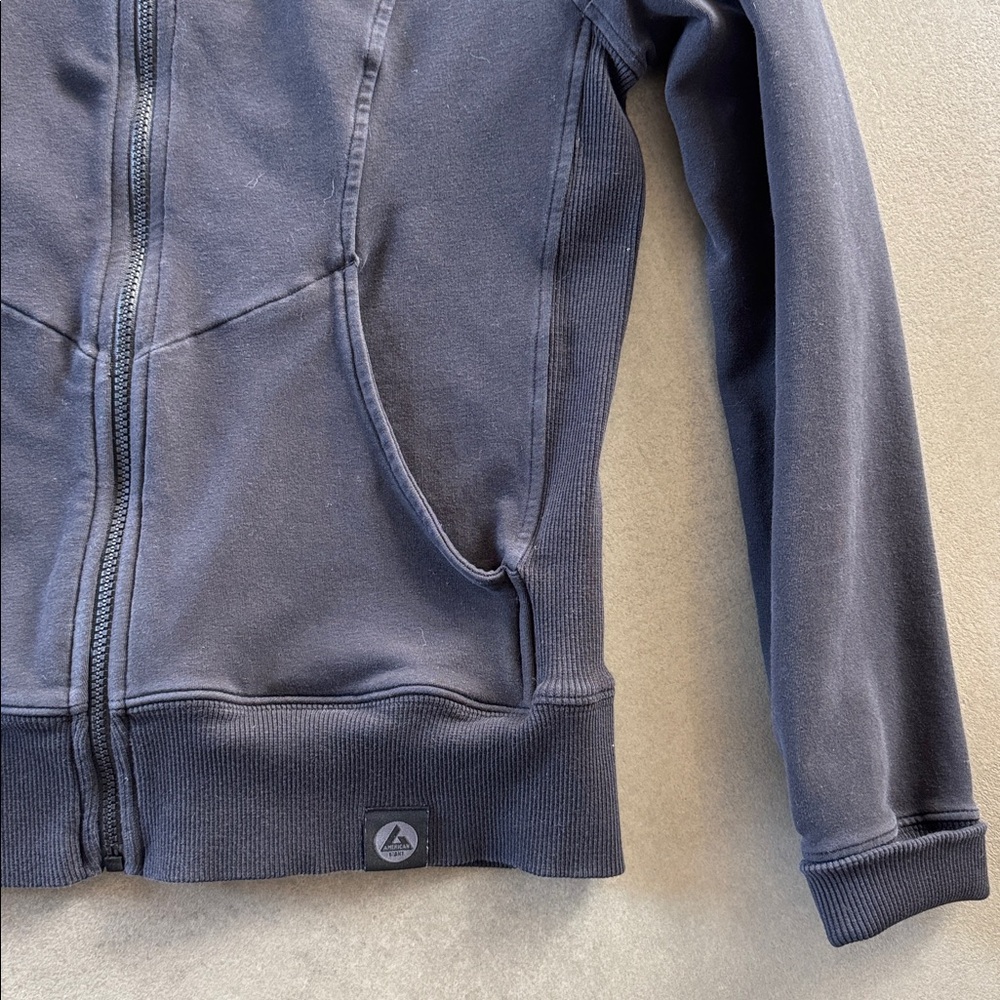 American giant. Size L. - Picture 2 of 5